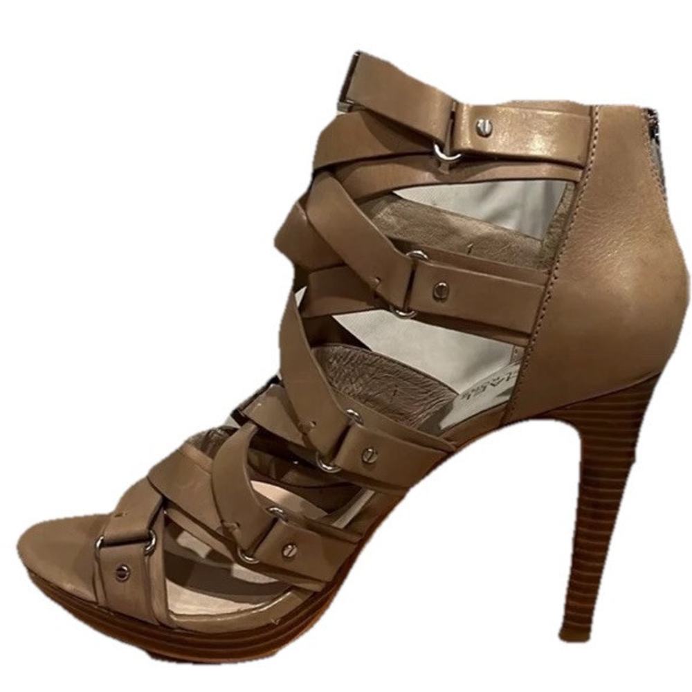 MICHAEL KORS TAUPE WOMEN’S STILETTO HEEL WITH ZIPPER IN THE BACK sz 9.5 - Picture 4 of 4
